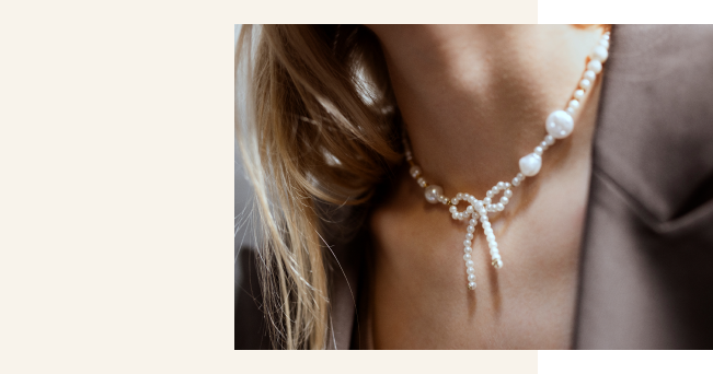 Collana realizzata con piccole perle