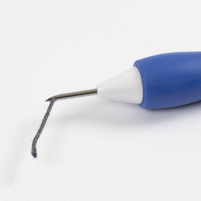 Come infilare un ago per punzonatura