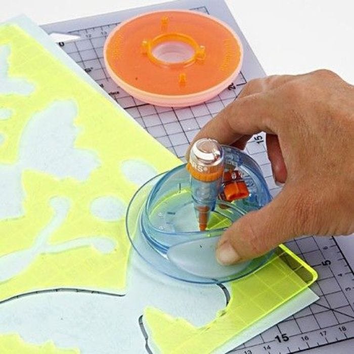 Taglierina Fiskars ShapeCutter Plus