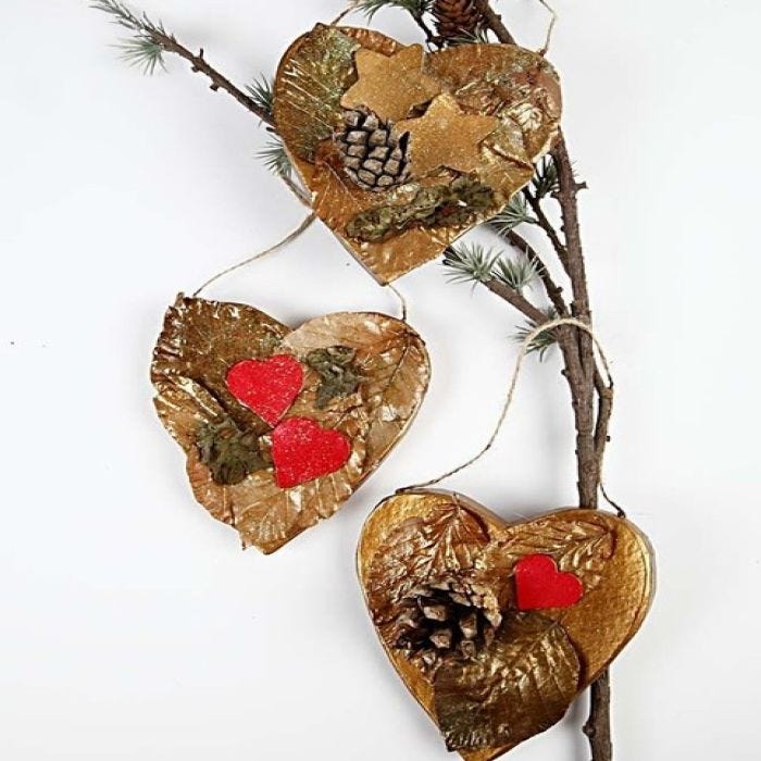 Natural Christmas Hearts