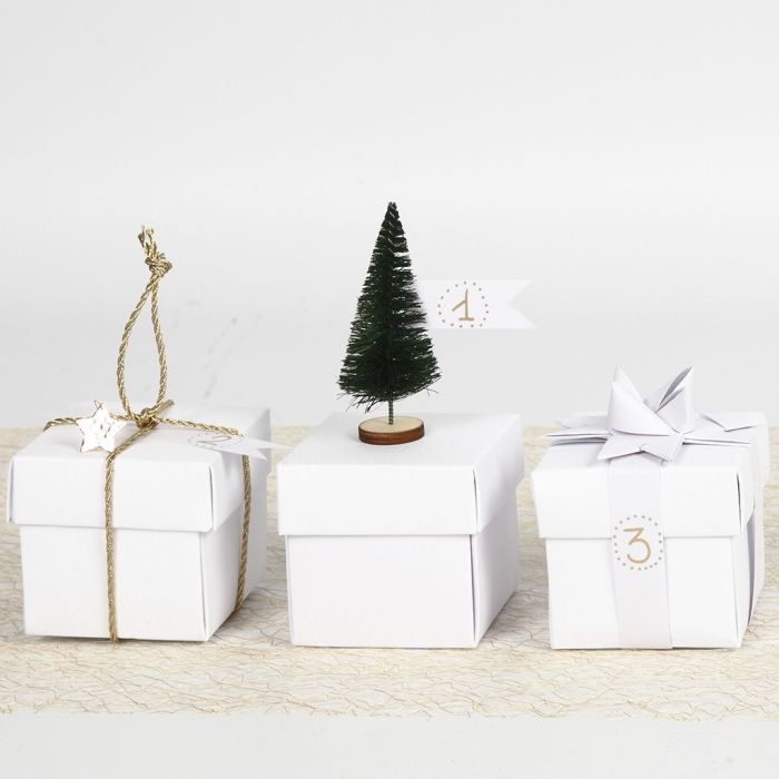 Scatola piegata decorata