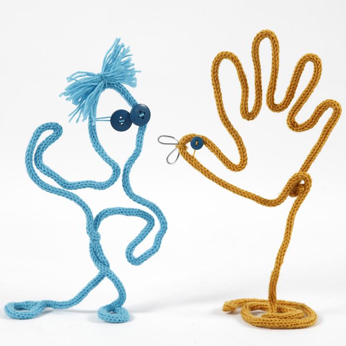 Sagome di fil di ferro e tubolare a maglia