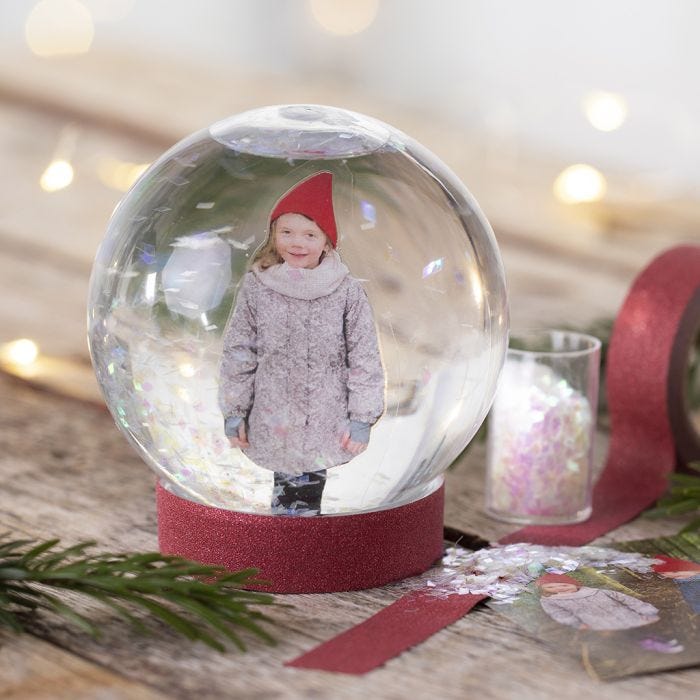 Un globo di neve con una foto 