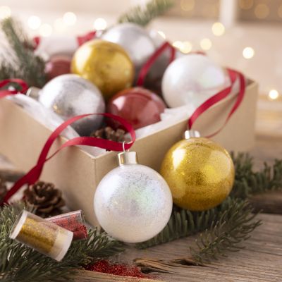 Palline di Natale con paillettes all'interno