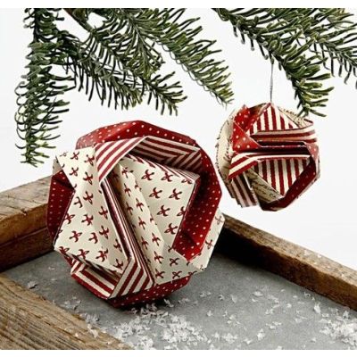 Sfera di Natale giapponese