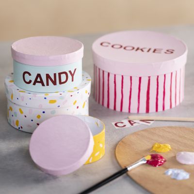 Stampi per torte realizzati con scatole