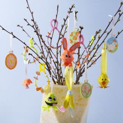 Decorazioni pasquali nei colori della primavera