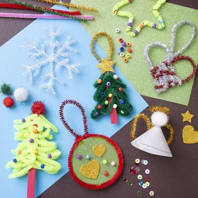 Decorazioni natalizie con scovolini