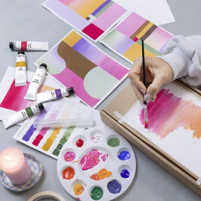 Illustrazioni grafiche con vernice gouache