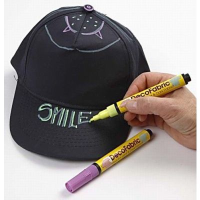 Caps decorated with Neon Deco Fabric Markers