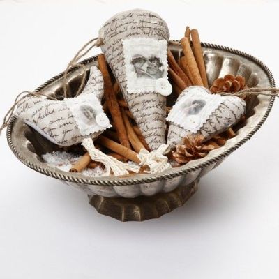 Stuffed Fabric Hanging Decorations with Vivi Gade Decoupage Paper