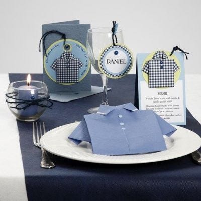 Serie di cartoline con mezze perle autoadesive e una camicia di carta decorata