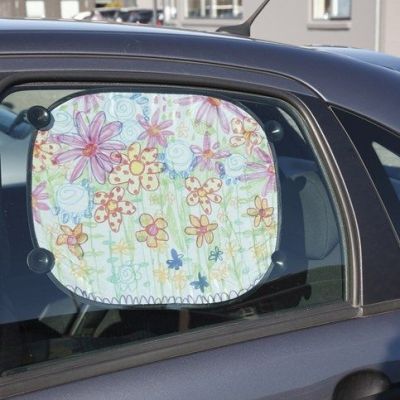 Parasole da macchina decorato con un campo di fiori realizzato con i penarelli