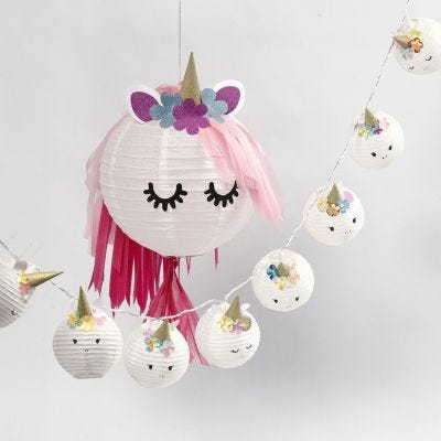 Lampada unicorno e ghirlanda di lucine fatate
