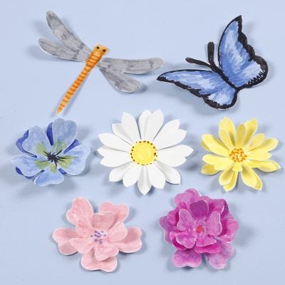 Fiori e insetti fustellati con effetto 3D