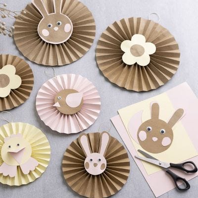 Rosette primaverili da appendere 