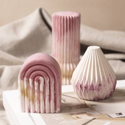 Sculture decorative con miscela di colata in resina con effetto marmorizzato